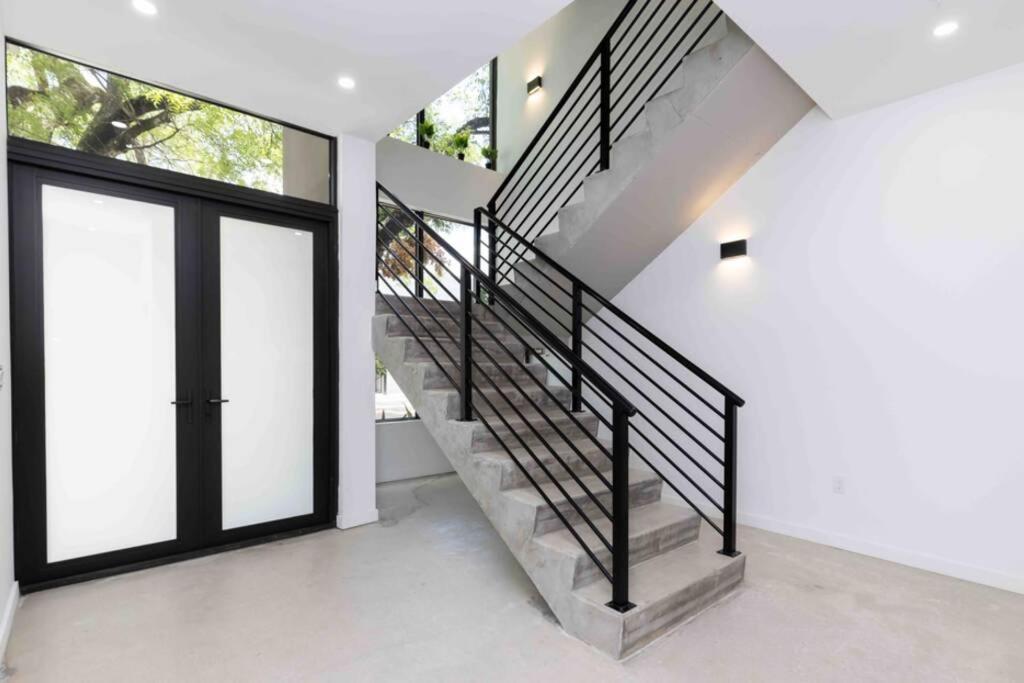 Huge 4 Bedroom Townhouse W/ Private Rooftop & Bbq Miami Exterior photo
