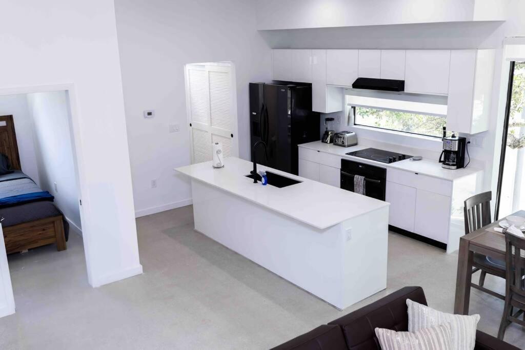 Huge 4 Bedroom Townhouse W/ Private Rooftop & Bbq Miami Exterior photo